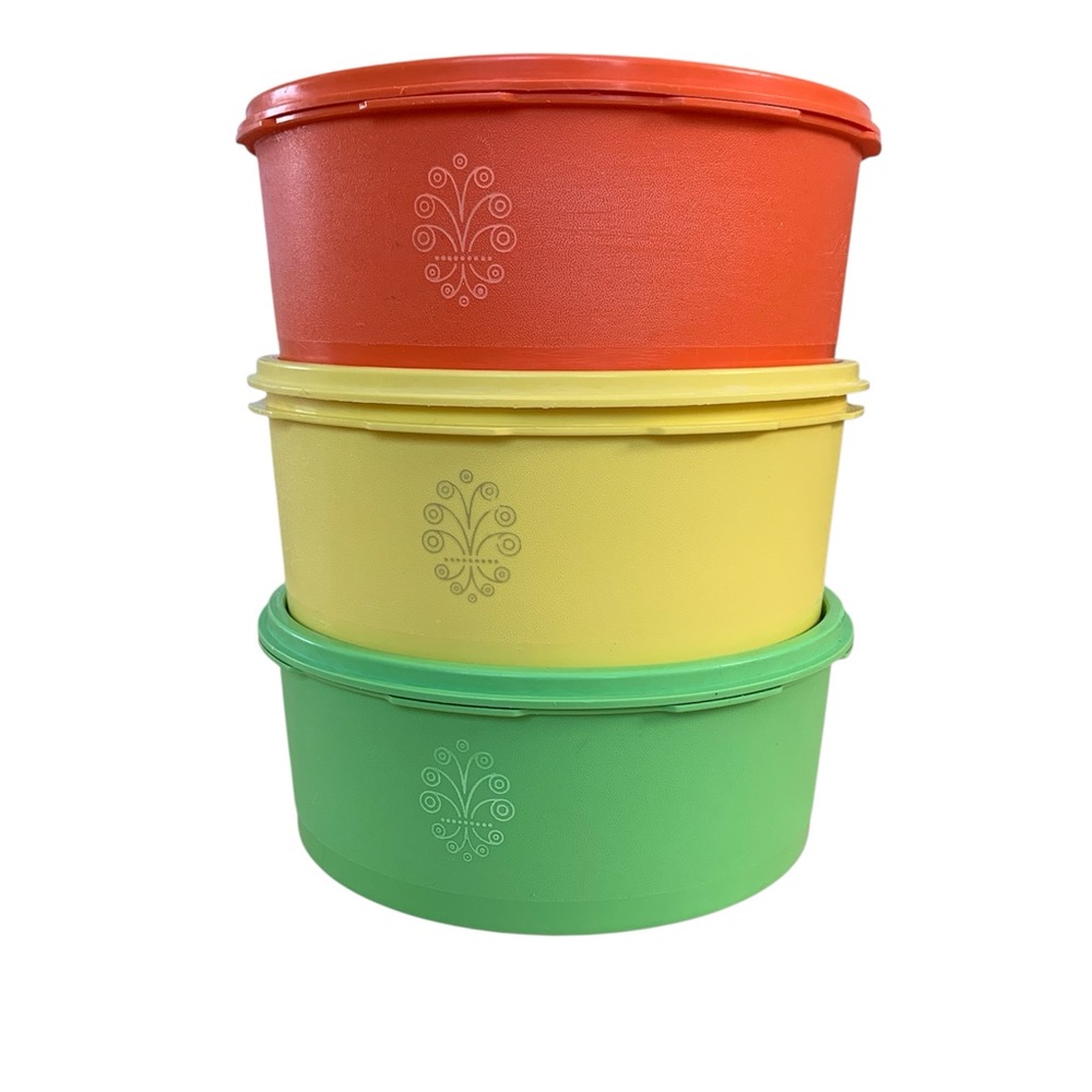 TUPPERWARE | Vintage Servalier Stackable Canisters Set of Three Multicolour